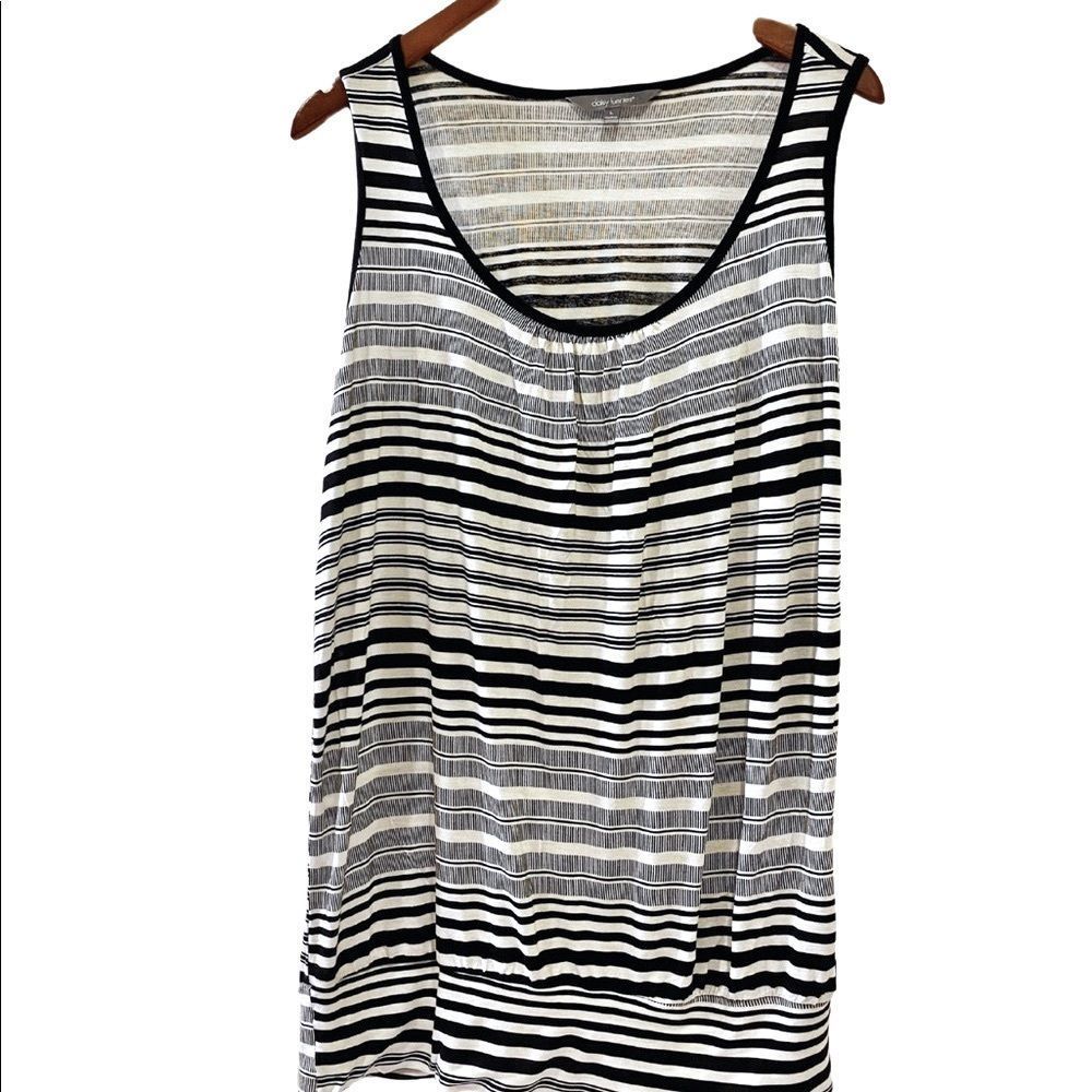 Daisy Fuentes tank top. Jerry knit - banded waist.